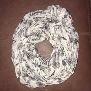 Infinity scarf